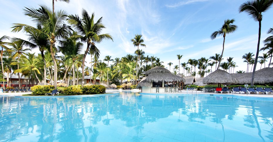 Grand Palladium Palace Resort Pool